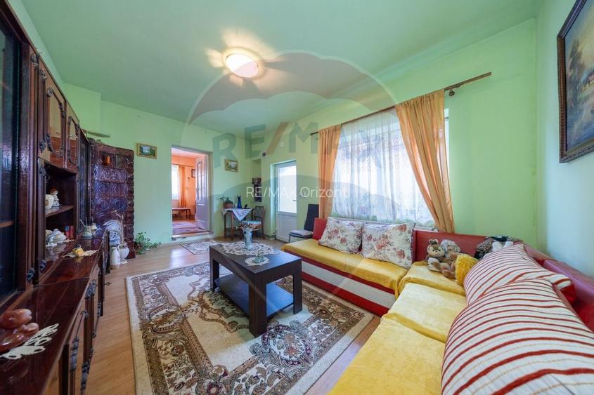 Oportunitate: casă la preț de apartament in Cristian - 12