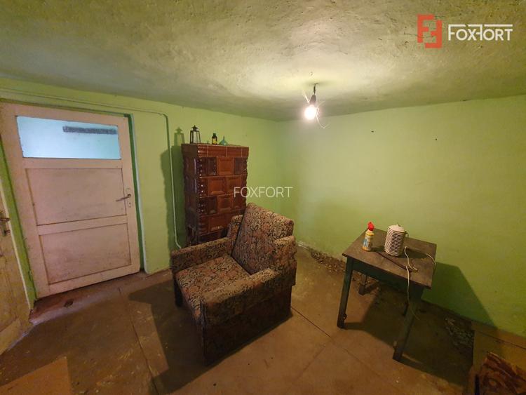 Casa de vanzare cu 3 camere si teren de 1008 mp - Deta - 17