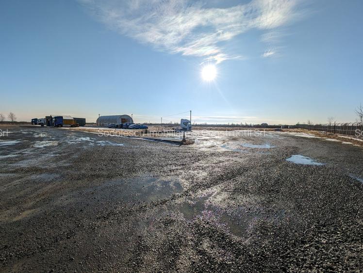 Hala cu teren generos langa acces A1 - 23