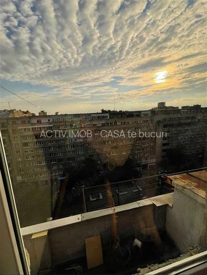 metrou Universitate - garsoniera - mansarda - risc seismic 1 - 7