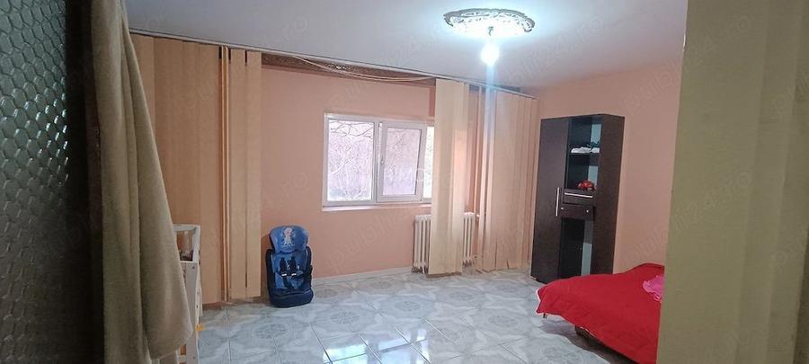 Vand apartament cu 3 camere decomandat Brancoveanu - 2