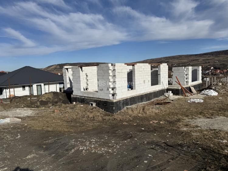 Casa pe un singur nivel în Chinteni, zonă liniștită , 121mpu ,teren 487mp - 4