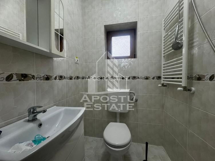 Casa individuala, 5 camere, 3 bai cu terasa si curte proprie de 400 mp - 10