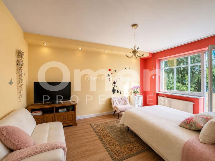 Apartament cu 3 camere, decomandat, etaj intermediar, zona Iuliu Maniu - 2