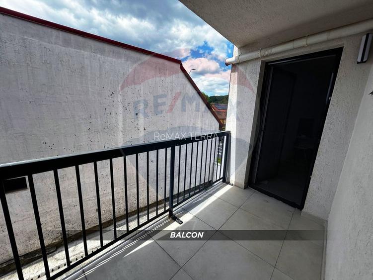 DE INCHIRIAT: Apartament cu 3 camere - Centru Vechi - 17