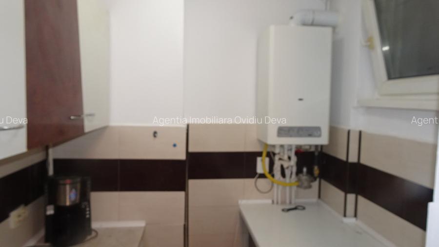 Inchiriez apartament cu 2 camere in Deva, zona Dacia, etaj 3, bloc de 4 etaje, - 3