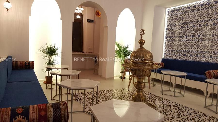 OCAZIE VILA 425MP INTERBELICA RENOVATA UNIRII, CURTE PROPRIE 30 mp - 369000 Euro - 6