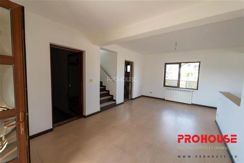 Vila de tip duplex - P+M - Margineni - 5
