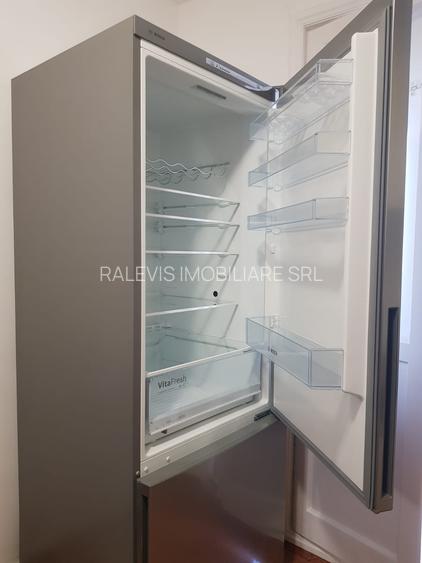 Inchiriere apartament 3 camere, metrou Bucur Obor, curat, etaj 2, 600 euro - 12