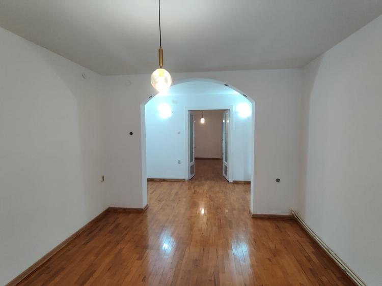 Stefan cel Mare, Parcul Circului,spatiu multifunctional, 2 spatii,