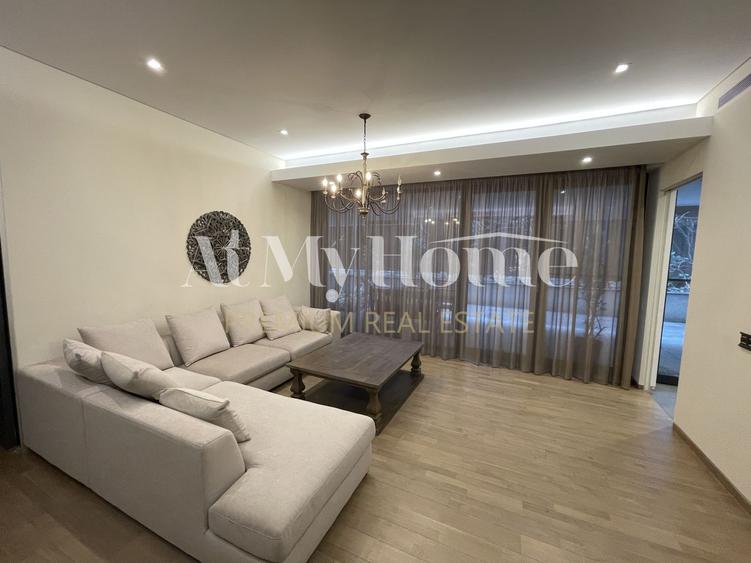 Apartament MODERN cu 3 camere, nemobilat, finisaje lux, parcare, 90mp terasa