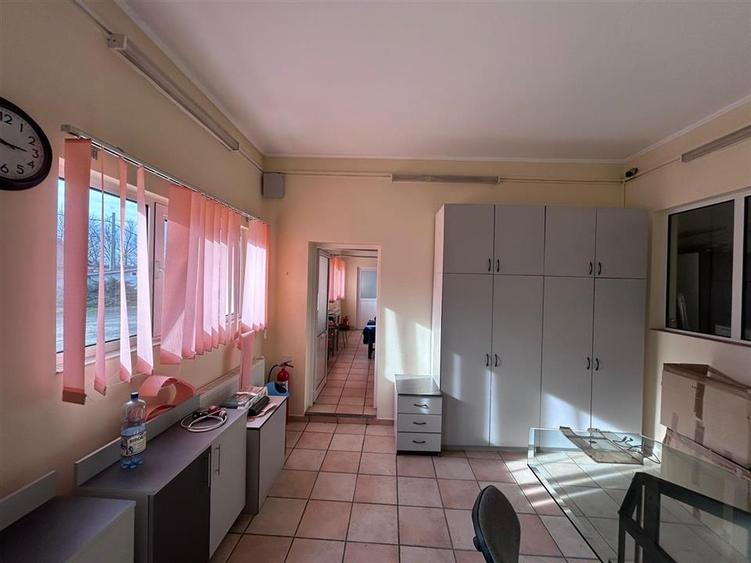 Hala industriala de vanzare in Marghita – 650 mp hala + birouri 200 mp, teren 34