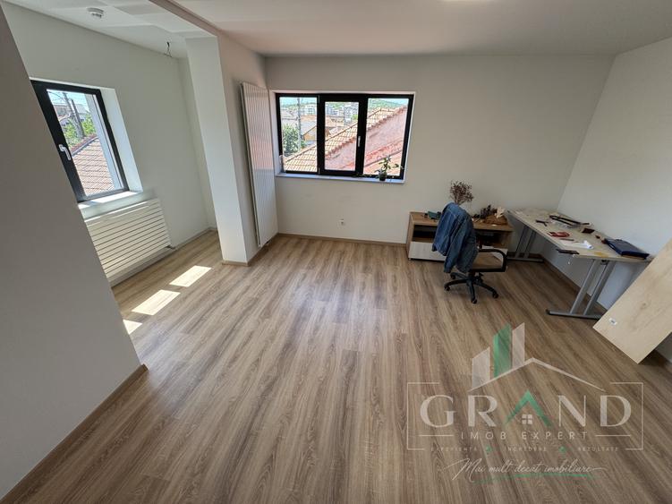 Hală multifuncțională+spații administrative/de locuit 558mp | Iris–Piața 1 Mai