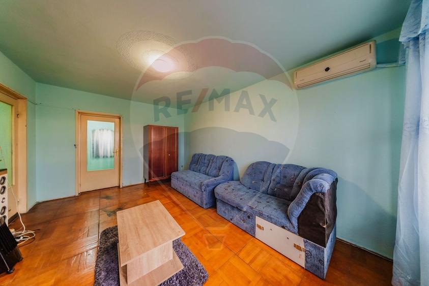 Apartament cu 3 camere de inchiriat in Aurel Vlaicu cu loc de parcare