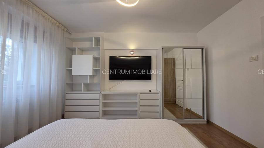 Bulevardul Unirii - Palatul Parlamentului - 10