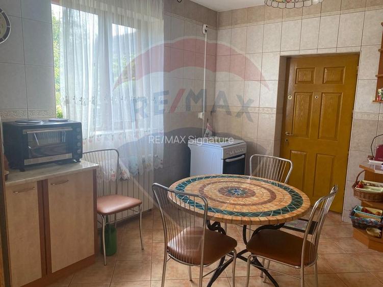 Casă / Vilă cu 5 camere de vânzare în zona Central - 16