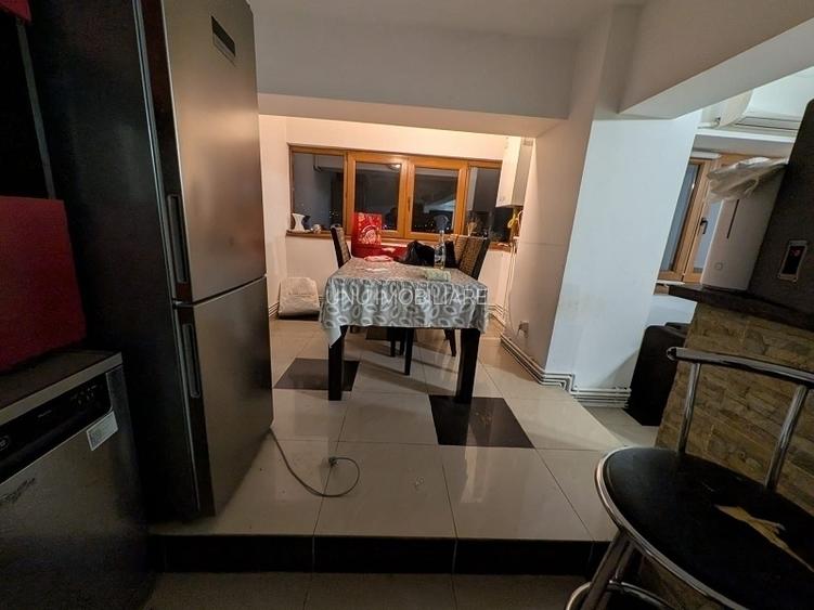 Apartament 3 camere -Hala Centrala- - 2