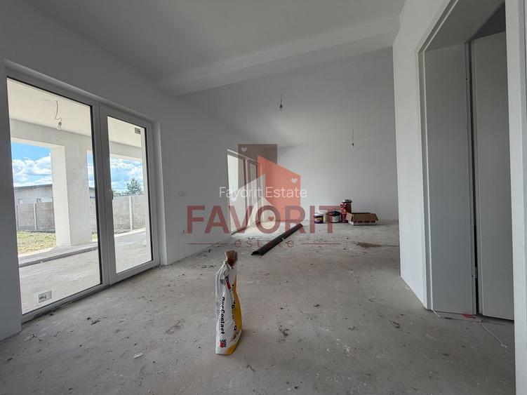 Casă Individuala | 3 camere | Toate utilitatile | Teren Generos | - 3