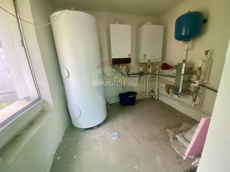 Vilă cu farmec istoric în Bușteni, pensiune sau locuință de vacanță! - 51