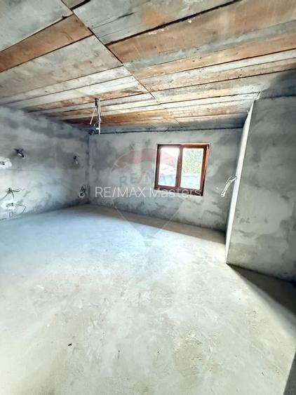 Casă / Vilă cu 5 camere de vânzare în zona Central Gura Humorului - 8