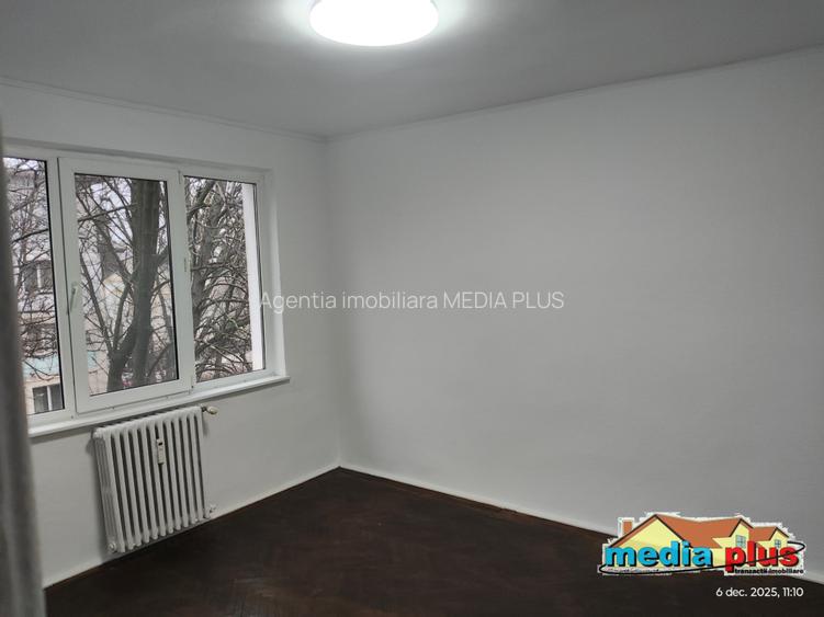 Apartament 3 camere semidecomandat Centru, etaj 3 - 3