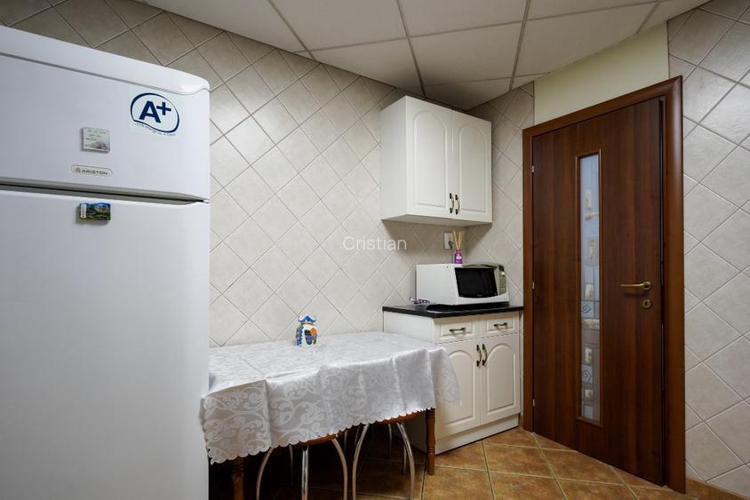 Inchiriez apartament 2 camere vis a vis Mall Vitan - 5