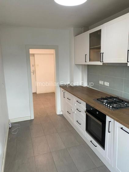 3 camere decomandat, 90 mp, vedere Mănăstirea Radu Vodă - 13