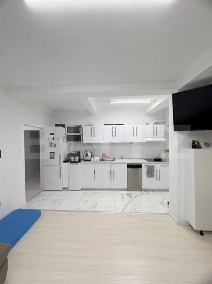 Casa individuala , 3 garaje , terasa ,  352mp utili, zona Dambu Rotund - 14