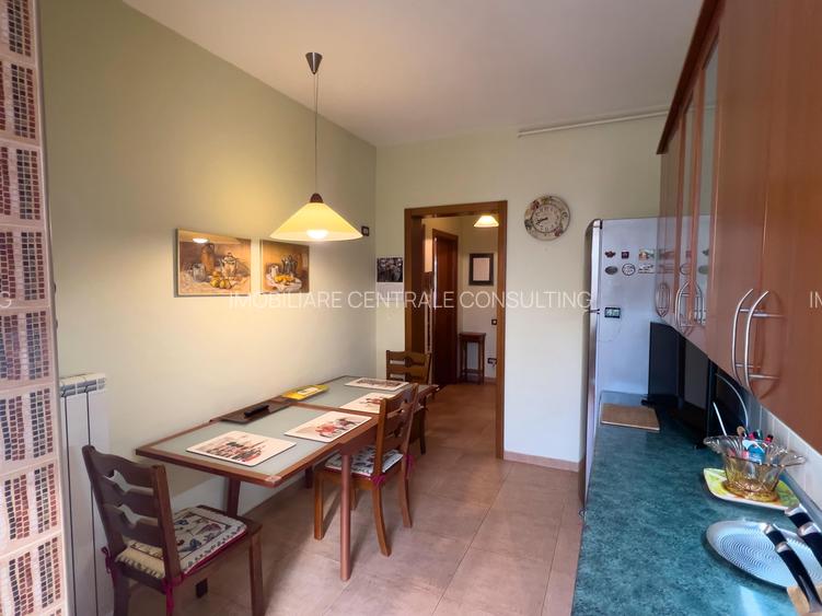 Parter în vilă cu grădină. - 5