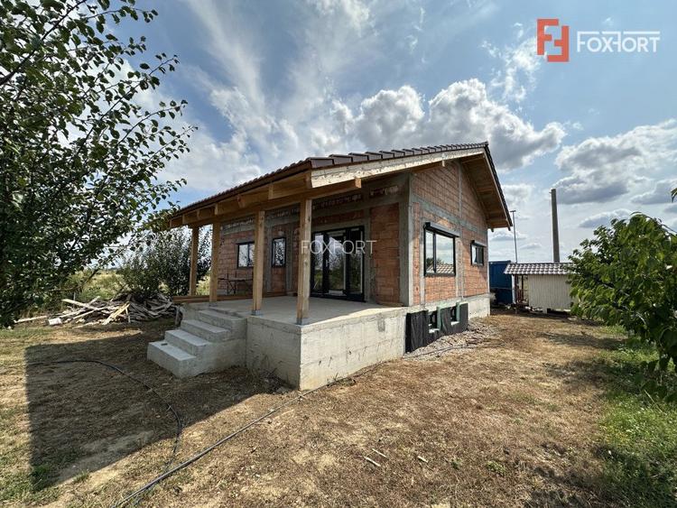 COMISION 0% Casa individuala cu 3 camere si teren de 752 mp -  Mosnita - 2