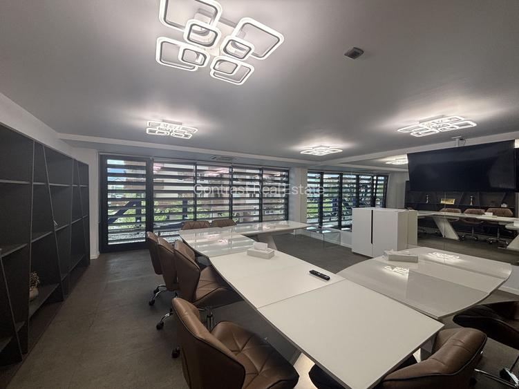 Birouri 140 mp de închiriat  Urban Tractorul  Expunere stradala - 2