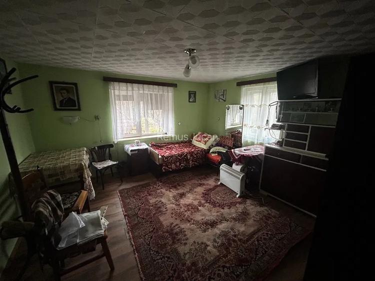 Vand casa batraneasca si teren 2400 mp la 25 km de Cluj - 2