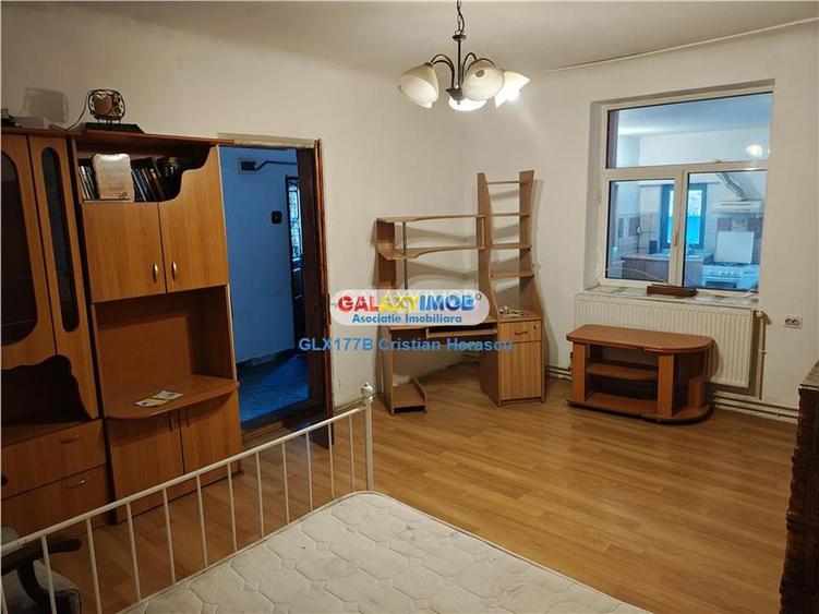 Chitila Triaj Apartament 3 camere 2 bai curte proprie - 11