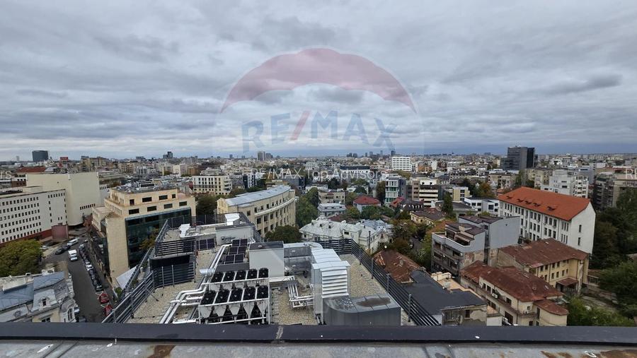 DE VANZARE  Hotel 66 camere zona Rosetti - 21