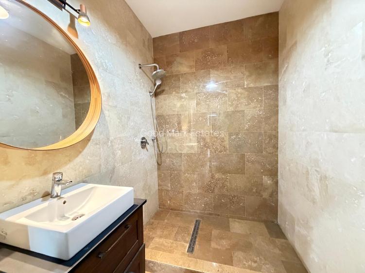 Vila de inchiriat Gherghitei | 7-8 camere | curte mare | acces rapid A3 - 12