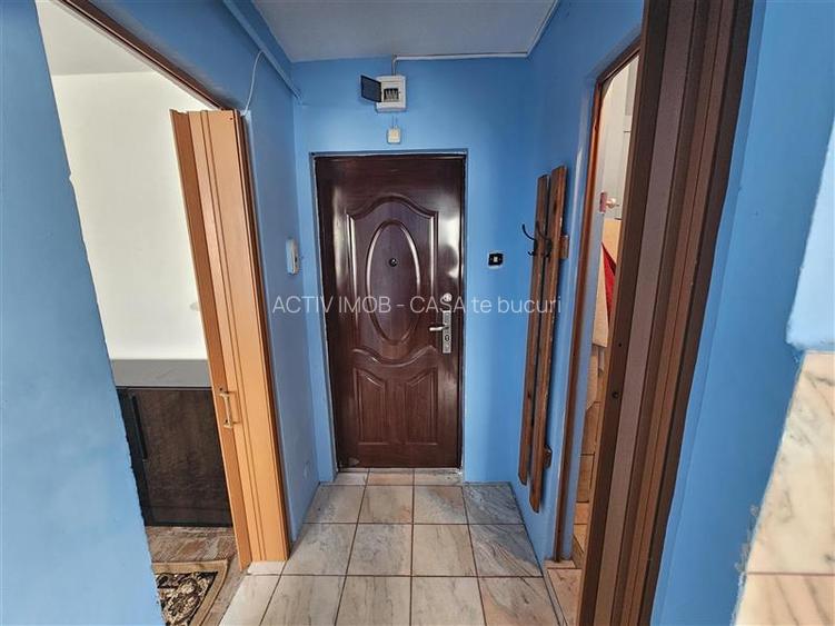 Resita, Garsoniera, Mobilata, Calea Caransebesului - 9