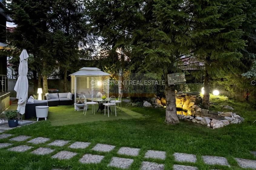 Vilă spectaculoasă pe malul lacului Snagov / 3000 mp teren / Barcă inclusă - 9