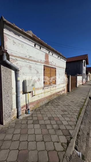 Casa cu teren generos aproape de centrul Municipiului Sebes de vanzare - 8