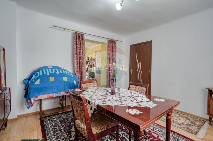 Casă / Vilă cu 6 camere de vânzare în zona Bartolomeu - 22