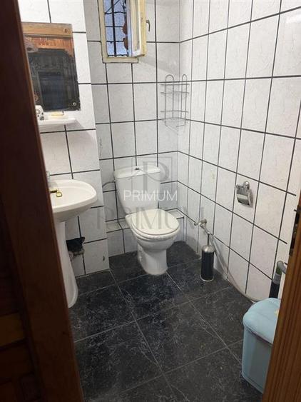 ODOBESCU - PARTER INALT - 4 CAMERE - 2 BAI - CENTRALA PROPRIE - DECOMANDAT - BOX - 5