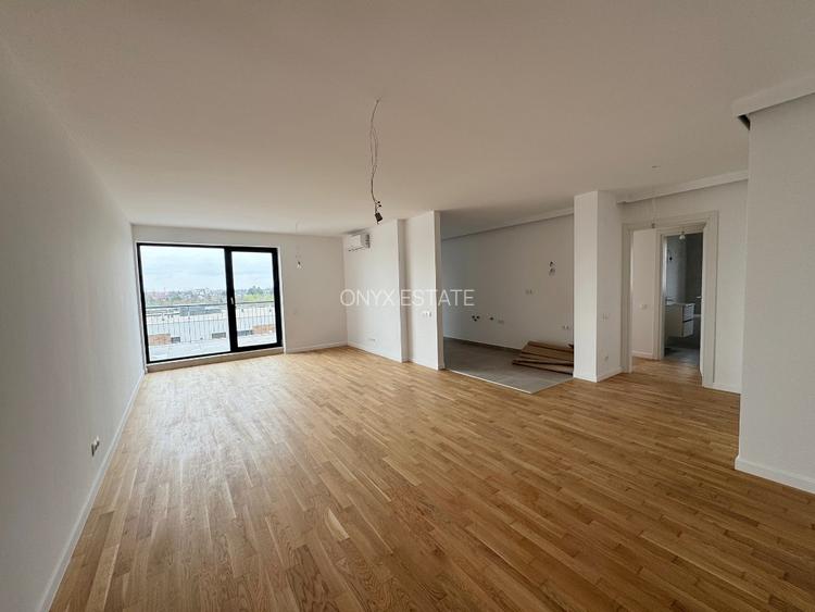 Apartament 3 camere vedere lac/ imobil nou/ comision 0 - 8