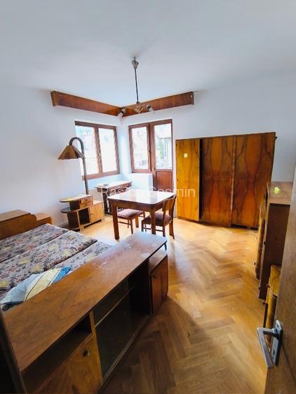 Vila generoasa in centrul istoric - 16