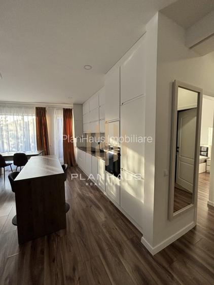 Apartament 2 camere,ultracentral ,etaj 2,zona excelentă  - 14