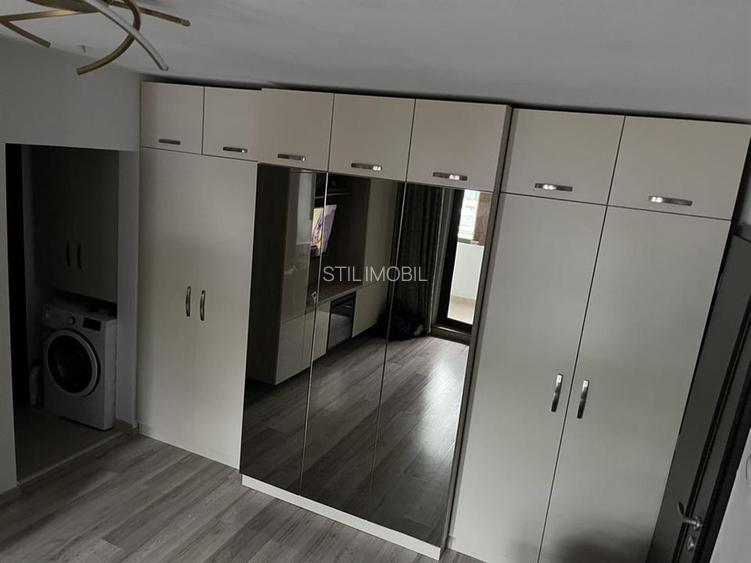 Ap 2 cam Zimbru 46 mp utili + balcon 7 mp 105.000 EUR - 2