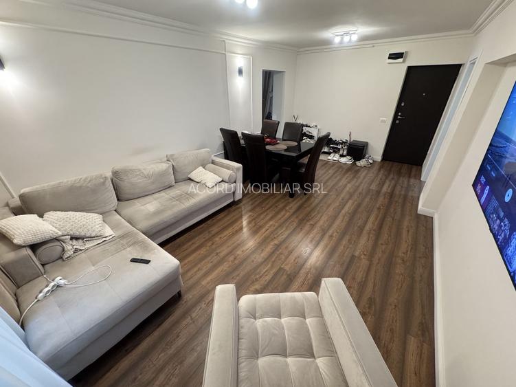 Apartament 3 camere zona Faleza Nord Renovat Total cu Centrala - 2