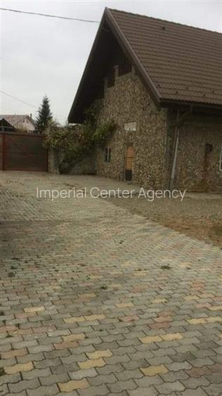 CLADIRI + 1 HA TEREN DE VANZARE PENTRU DEZVOLTARE BUSSINES - CAZARI, AGREMENT, A - 10