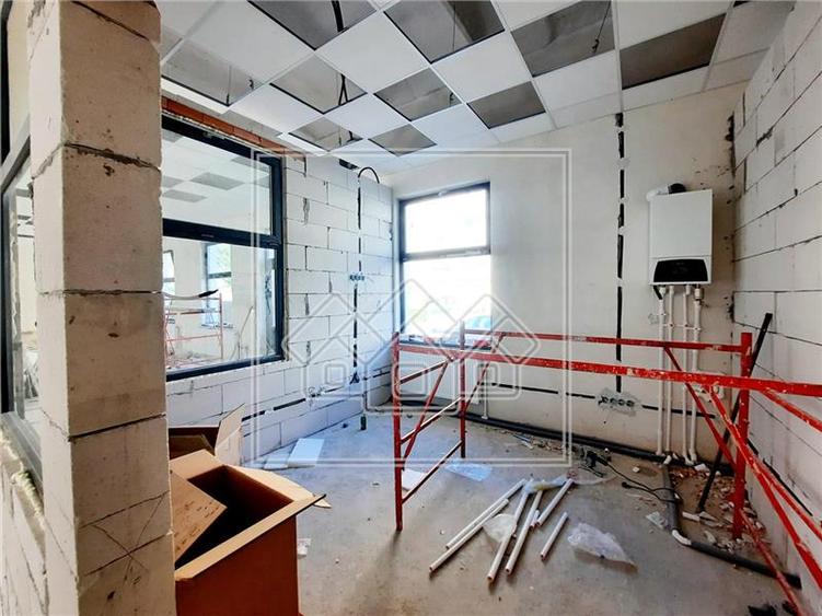 Spatiu de birouri - 270 mp utili - predare la cheie - Valea Aurie