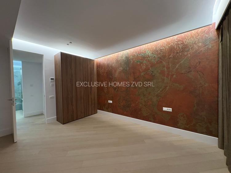 Cortina126 - exclusivist - parcare - 4