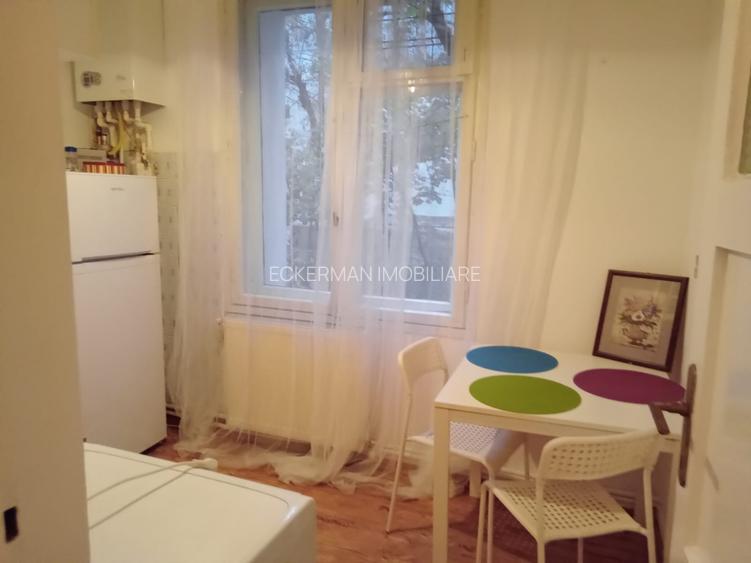 Floreasca-parc, 2 camere de vanzare, p/3, decomandat, centrala proprie, mobilat - 9