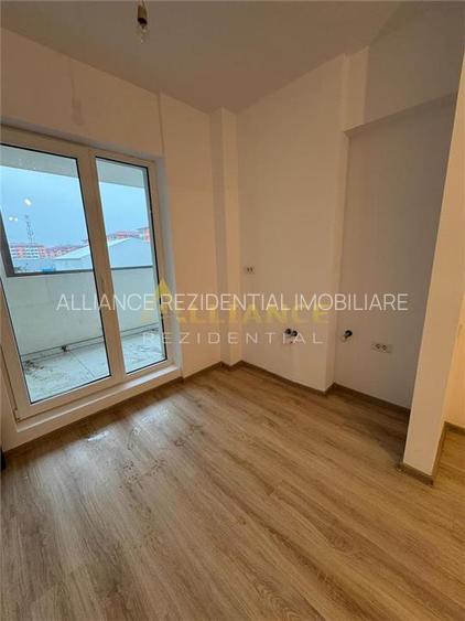 Studio 2 camere, etaj 1/7 - 18